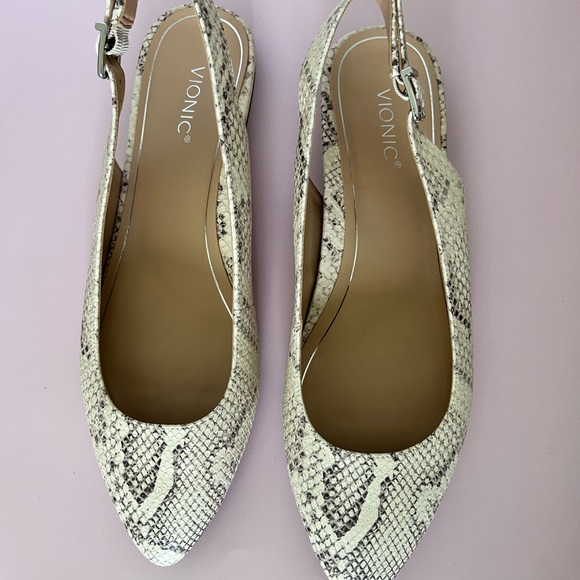 Vionic NWT sling backs size 9.5 - Picture 4 of 10